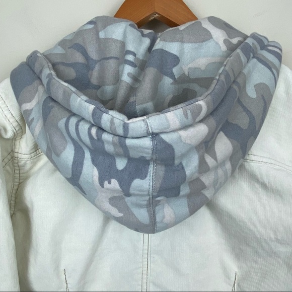 Plugg Juniors || Corduroy with Camo Hoodie; Size L - Picture 7 of 15